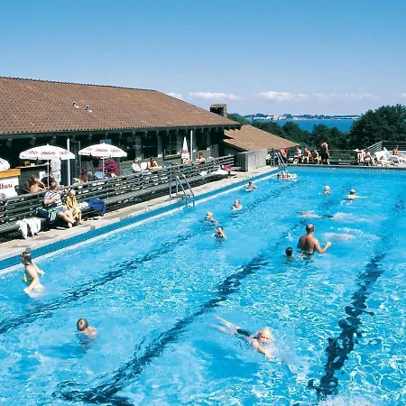 8 Person Holiday On A In Hébergement de vacances Åbenrå